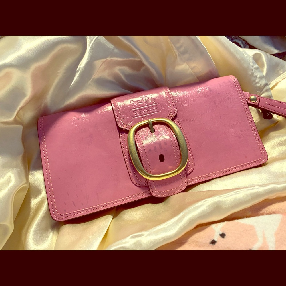 COACH women’s large wristlet/wallet pink leather